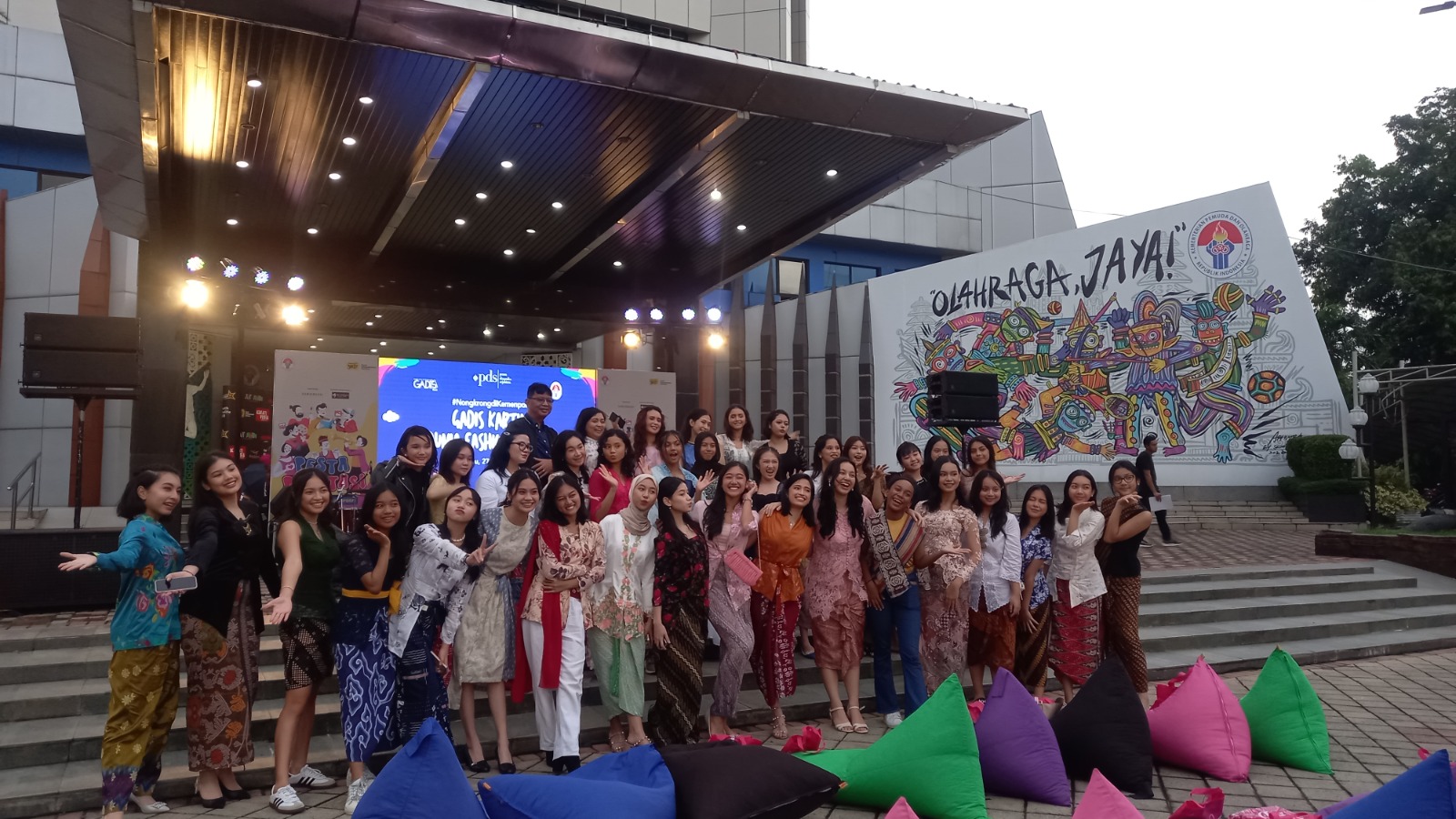 Pesta Prestasi: Memberdayakan Gadis Kartini Untuk Indonesia Emas