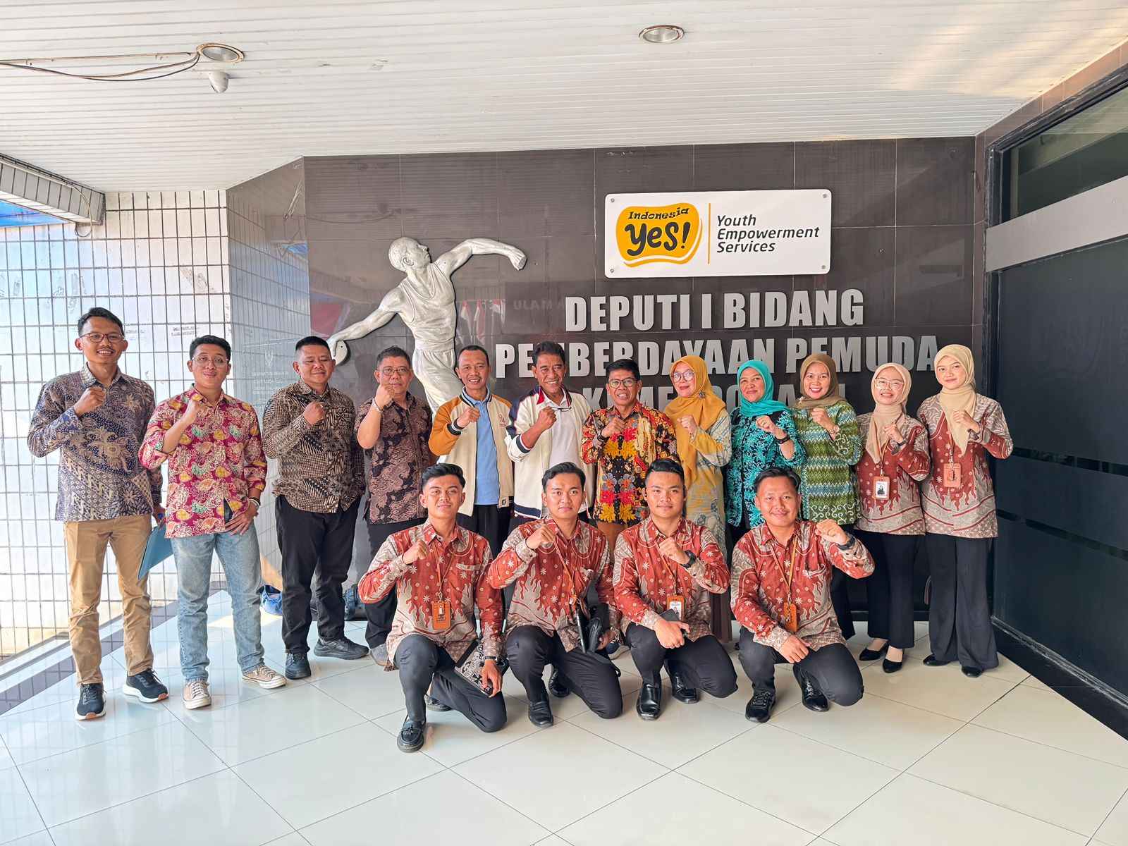 Dispora Garut Bahas Sinkronisasi Program Kepemudaan dalam Kunjungan ke Kemenpora