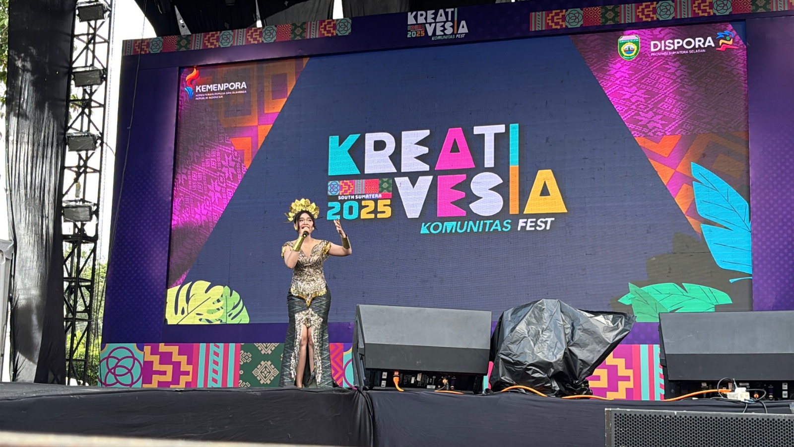 30 Peserta Kategori Vokal Musik Perwakilan Provinsi Tampil Memukau di Kreativesia 2025